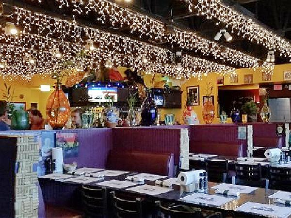 The dining room at Old Bay Steamer in Fort Walton Beach, Florida