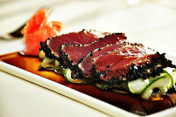 Tuna at Crab  Fin in Sarasota, FL.