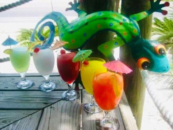 Drinks over ice, frozen