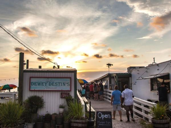Dewey Destins casual Seafood Restaurant on the water in Destin, Florida