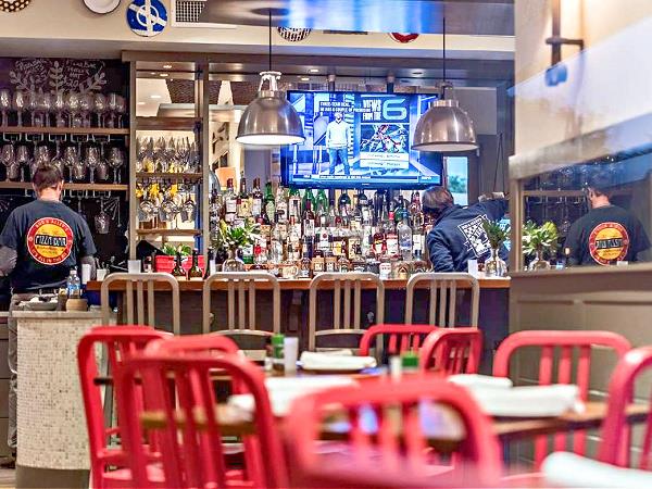 The bar at Bud and Alleys Pizza Bar and Trattoria