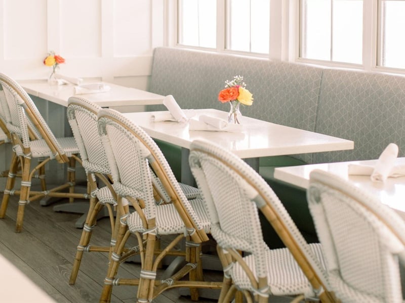 Indoor seating at Georges at Alys Beach