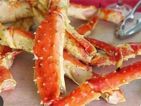 Mouthwatering fresh crab legs