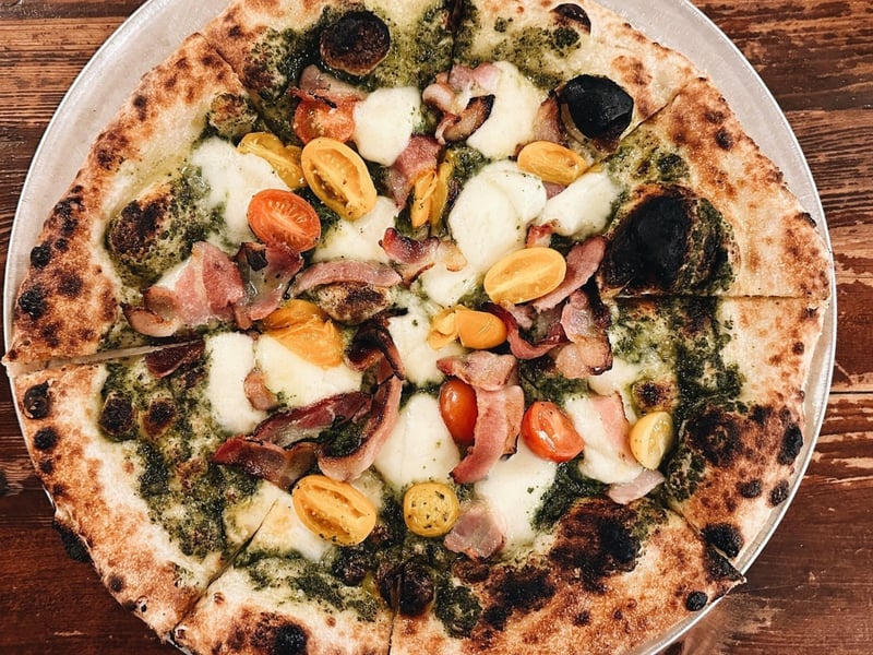 Pistachio pizza with Pesto Genovese