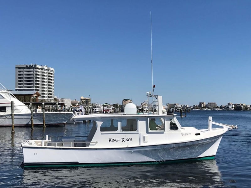 426838 King Of Kings Fishing Charter On The Water Off The Coast Of Destin, Florida