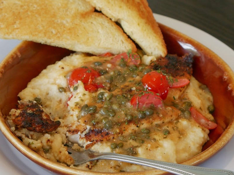 The Fresh Gulf Snapper and Grits from Crackings