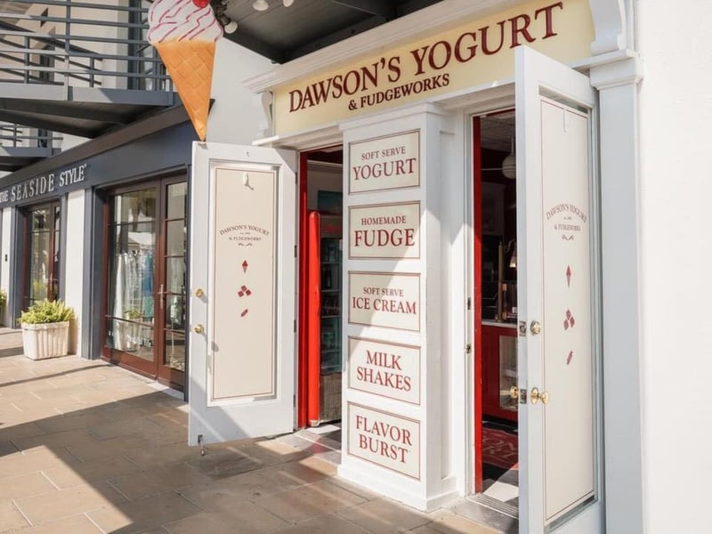 426879 Dawsons Yougrt  Fudge Works In Seaside, Florida