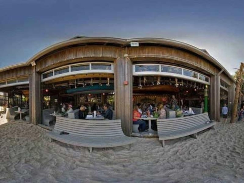 The beachside exterior of Flounders Chowder House in Pensacola Beach, Florida
