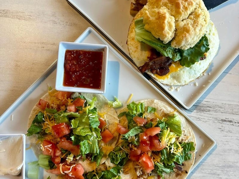 Overhead view of a table at Native Cafe in Pensacola Beach, Florida