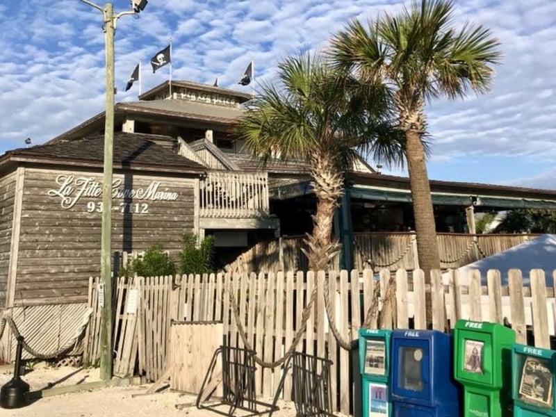 500656 Peg Leg Petes In Pensacola Beach, Florida