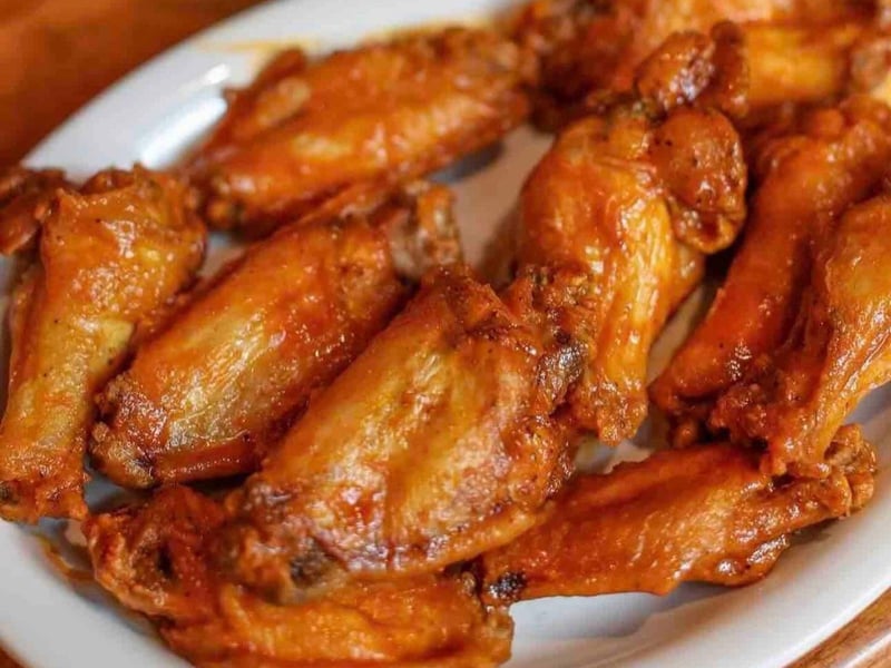 Chicken wings from Five Sisters Blues Cafe in Pensacola, Florida