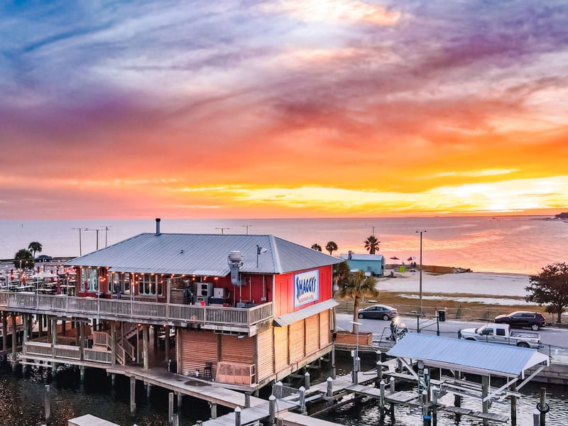 506465 Shaggys In Pensacola Beach, Florida