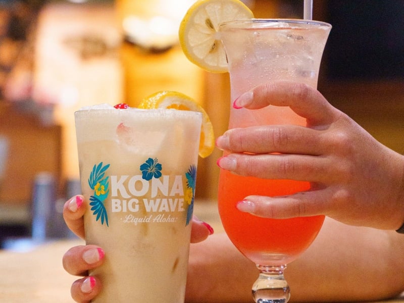 Cocktails on the bar at Bayou Bills Crab House