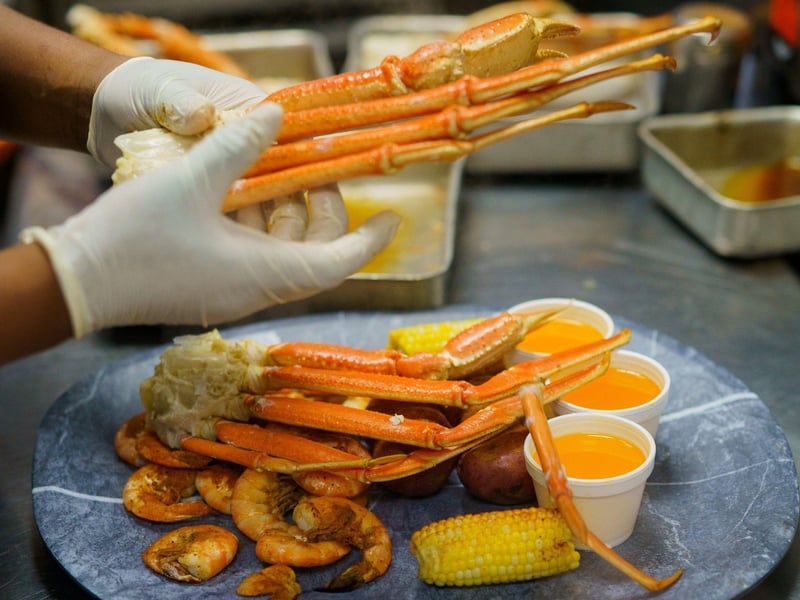 Steamed crab claws at Bayou Bills Crab House