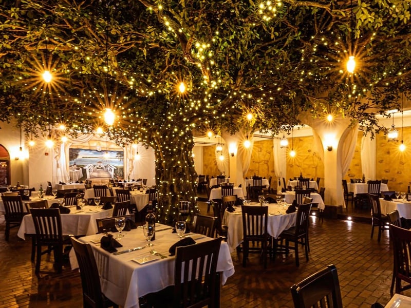 The cozy indoor dining room at Firefly