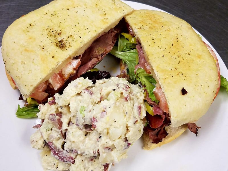A sandwich and chips at Lizas Kitchen Cafe in Panama City Beach, Florida