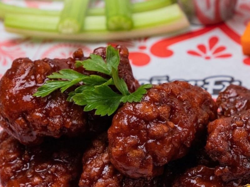 Chicken wings from Senor Frogs