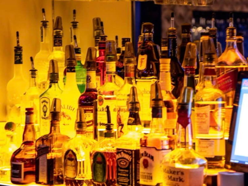 The bar at Jake  Henrys in Fort Walton Beach, Florida