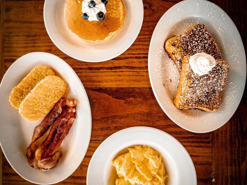 A brunch spread at LongBills on Cape San Blas