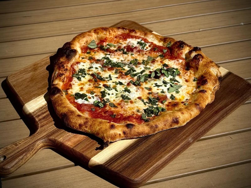 The pulled pork BBQ pizza