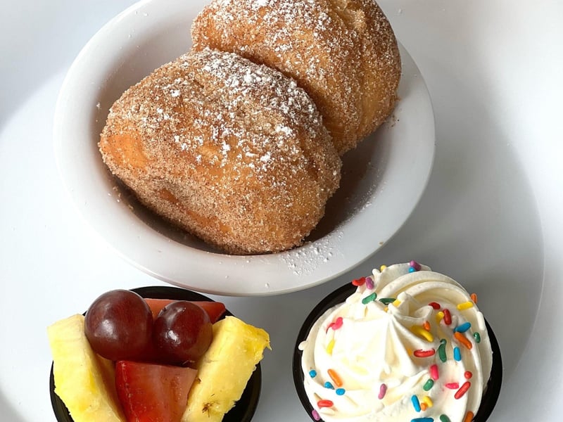 Kids mini donuts from Crackings