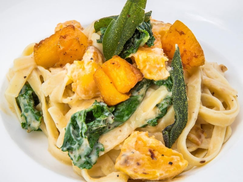 Fettuccine with a white wine cream sauce