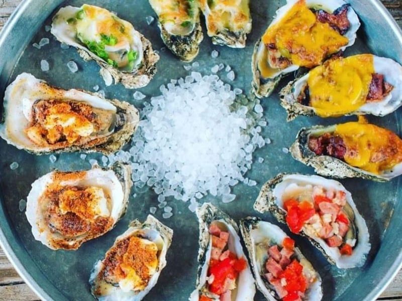 Fresh oysters at Hurricane Oyster Bar and Grill