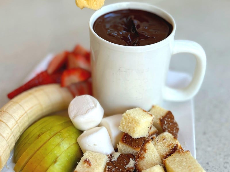 La Cremas chocolate fondue