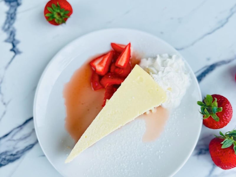 Strawberry cheescake from Mimmos Ristorante Italiano in Santa Rosa Beach, Florida