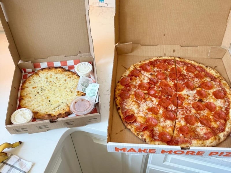 742344 Pizza By The Sea, Gulf Place In Santa Rosa Beach, Florida