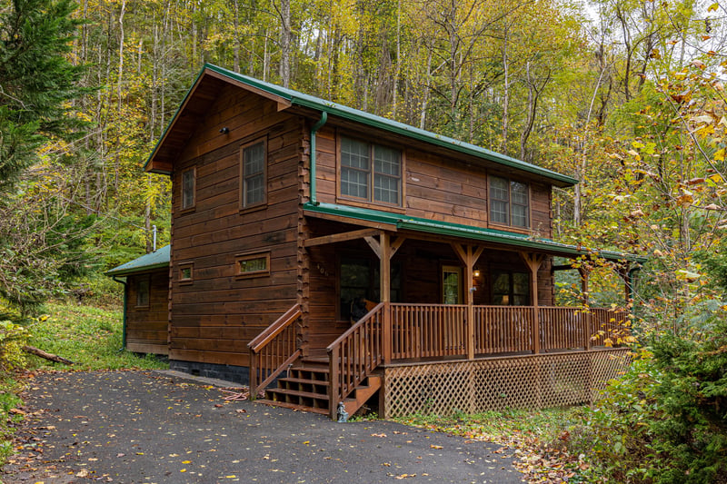 Front Exterior of Tammys Place At Baskins Creek, a 2 bedroom cabin rental located in gatlinburg