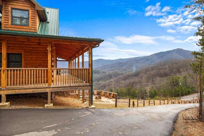 Deck at Four Seasons Grand, a 5 bedroom cabin rental located in Pigeon Forge