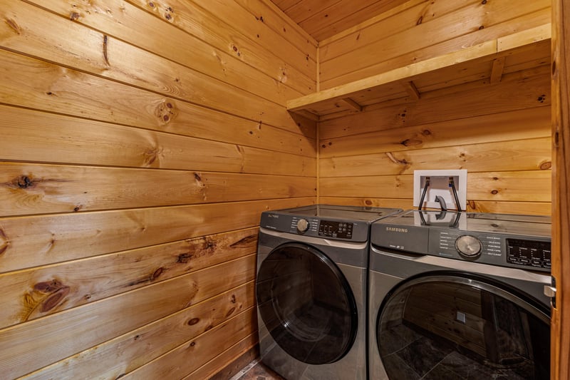 Washer and dryer at Four Seasons Grand, a 5 bedroom cabin rental located in Pigeon Forge