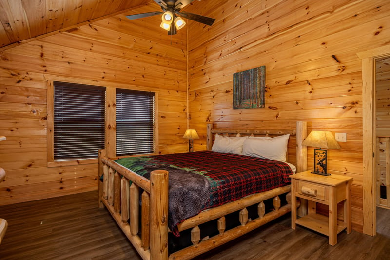 Second bedroom at Mountain Pool  Paradise, a 3 bedroom cabin rental located in Pigeon Forge