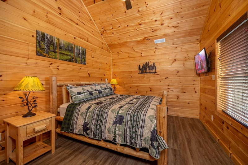 Bedroom at Mountain Pool  Paradise, a 3 bedroom cabin rental located in Pigeon Forge