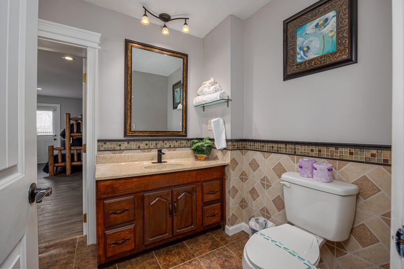 Bathroom at Hoop Dreams Lodge