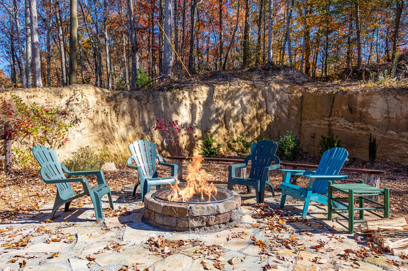 Firepit With Seating at Anglers Ridge