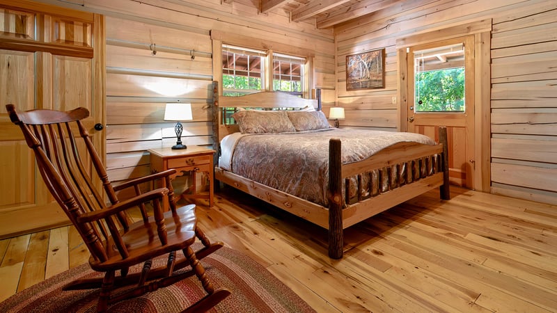 Queen Bedroom