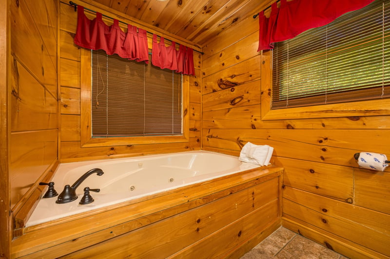 Jacuzzi tub at Moonbeams  Cabin Dreams, a 3 bedroom cabin rental located in Pigeon Forge