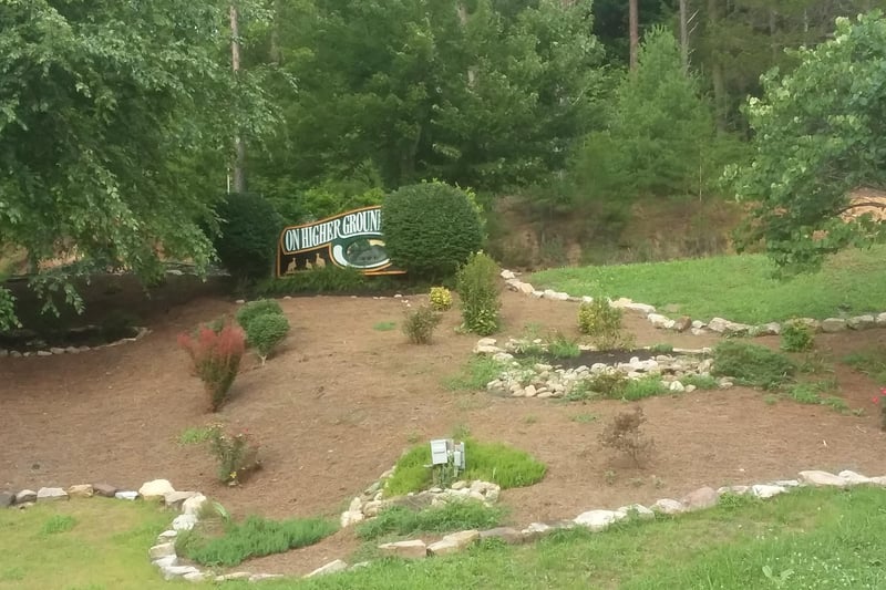 Resort signage for Moonbeams  Cabin Dreams, a 3 bedroom cabin rental located in Pigeon Forge