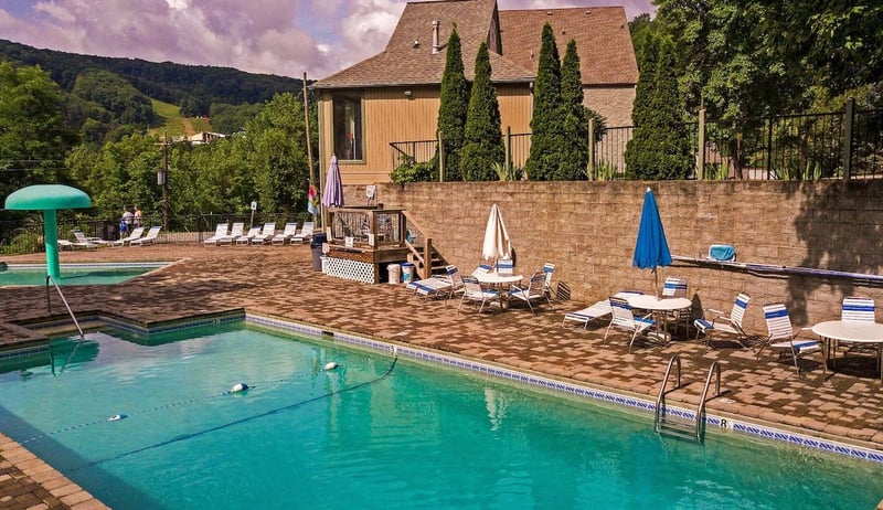 Chalet Village Pool