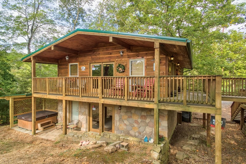 Birds Eye View, a 2bedroom cabin rental located in Gatlinburg