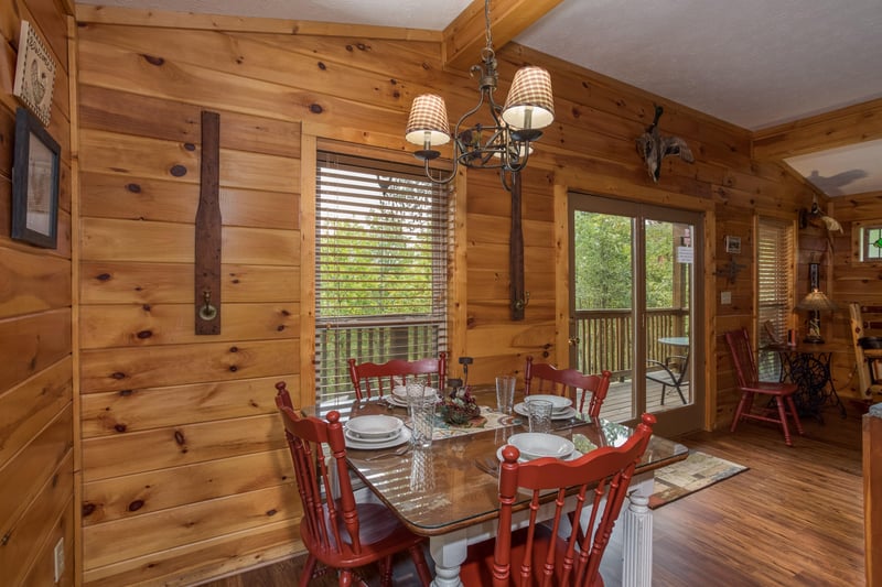 Dining table for four at Birds Eye View, a 2bedroom cabin rental located in Gatlinburg