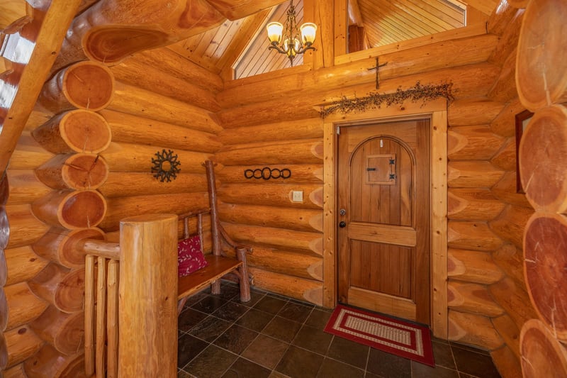 Foyer of the cabin at Gods Country, a 4 bedroom cabin rental located in Pigeon Forge