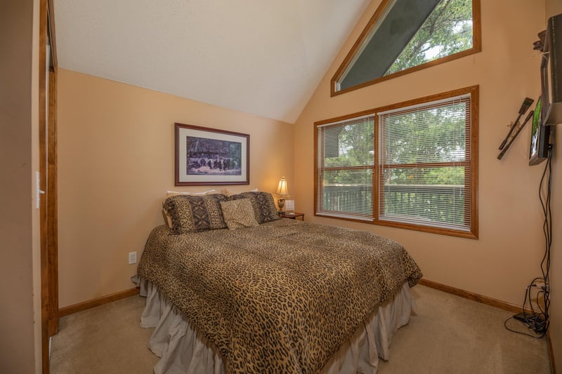 Loft bedroom at Amazing Memories, a 3 bedroom cabin rental located in Pigeon Forge