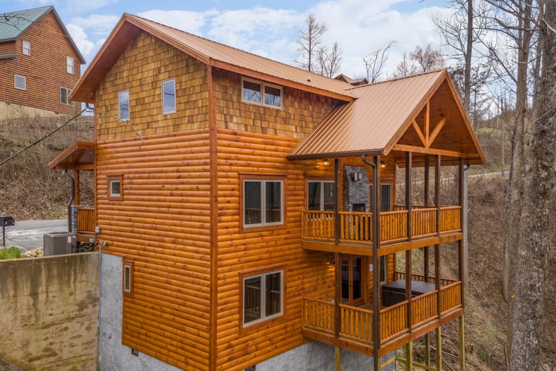 Rear exterior at Happy Bears Hideaway, a 2 bedroom cabin rental located in Gatlinburg