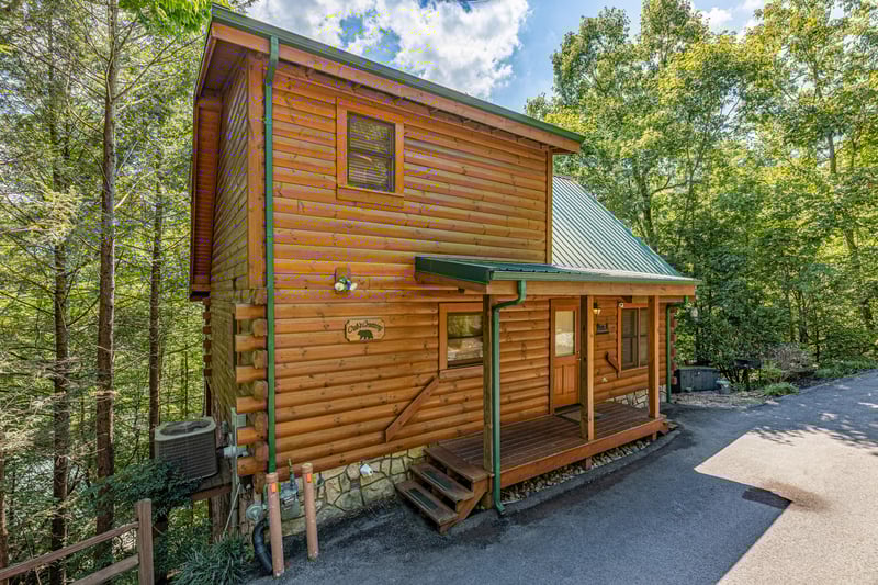 Cubs Crossing, a 3 bedroom cabin rental located in Gatlinburg