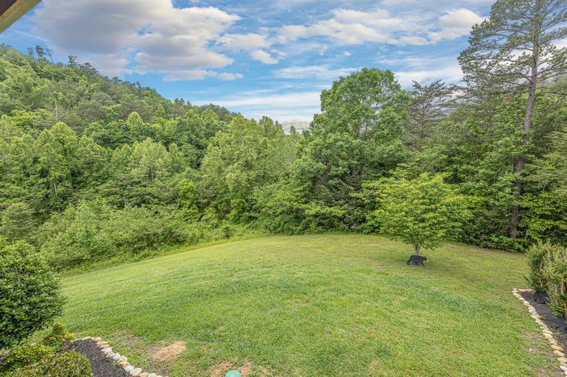 Yard at Almost Bearadise, a 4 bedroom cabin rental located in Pigeon Forge